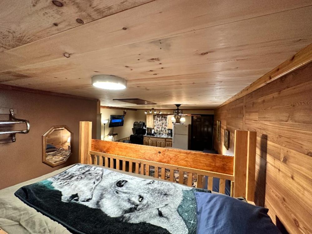 Best Bear Lodge & Campground Irons Exterior foto