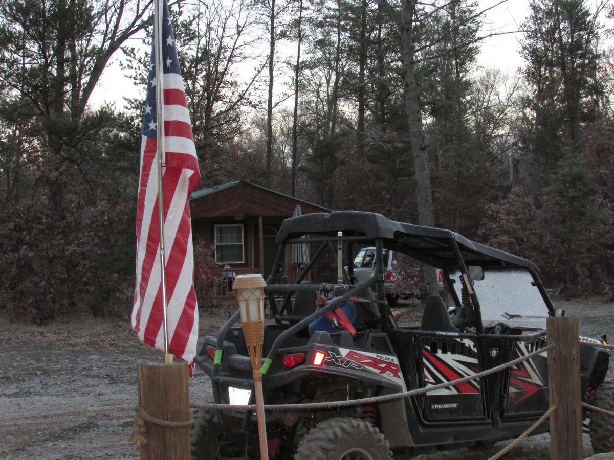 Best Bear Lodge & Campground Irons Exterior foto
